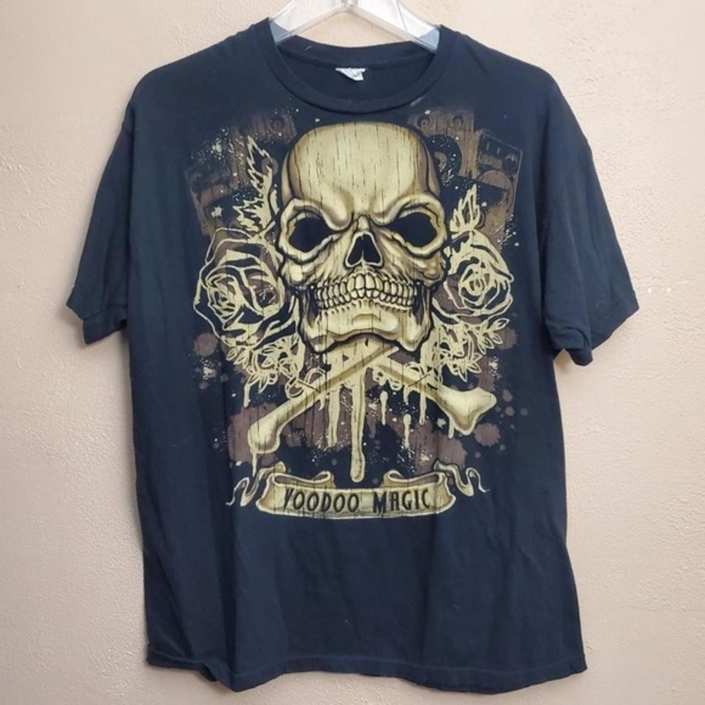 VOODOO MAGIC SKULL WITH ROSES T SHIRT